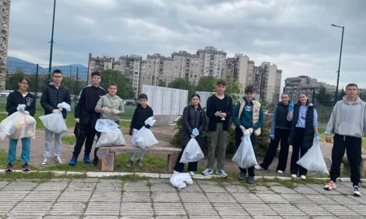 Community, Responsibility, and Biodiversity: IUS Takes Part in Large-Scale Clean-Up Action